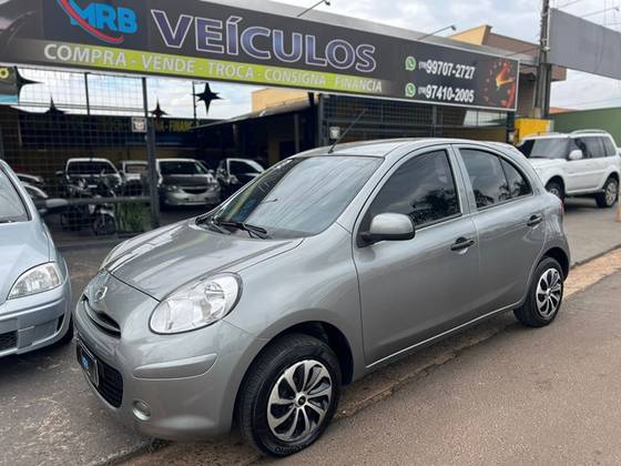 NISSAN MARCH 1.0 16V FLEX 4P MANUAL NISSAN MARCH 1.0 16V FLEX 4P MANUAL